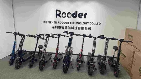 E-scooter off-road fabriek